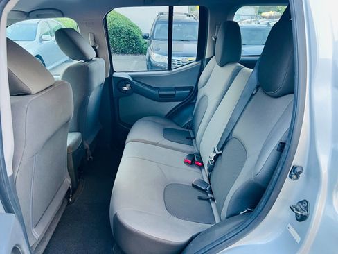 Used 2012 Nissan Xterra X RWD image 15