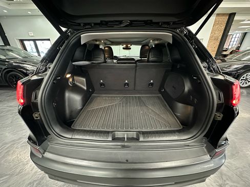 Used 2022 Jeep Cherokee Latitude Lux w/ Sun & Sound Group image 18