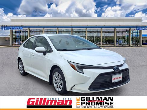 Used 2023 Toyota Corolla LE FWD image 1