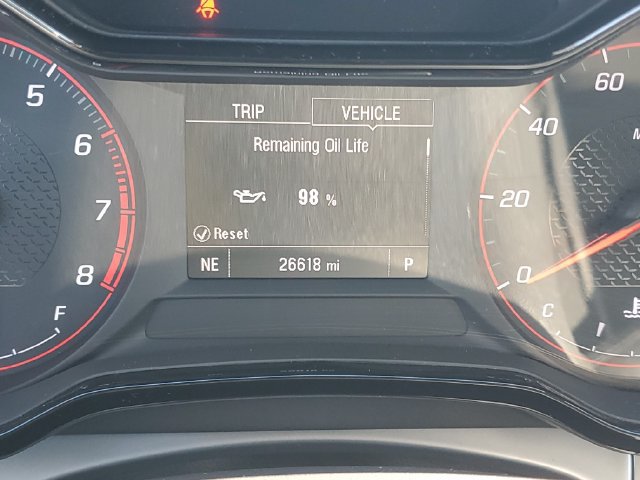 Certified 2024 Chevrolet Trax RS w/ Sunroof Package FWD image 19