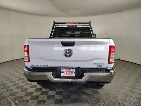 Used 2024 RAM 2500 Tradesman w/ Chrome Appearance Group AWD/4WD image 6