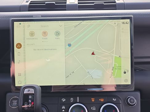 New 2026 Land Rover Defender 110 S image 21