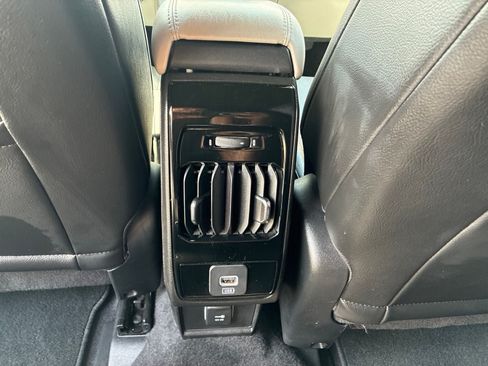Used 2023 Jeep Compass Limited AWD/4WD image 16