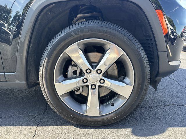 Certified 2021 Jeep Grand Cherokee L Limited w/ Luxury Tech Group II AWD/4WD image 14