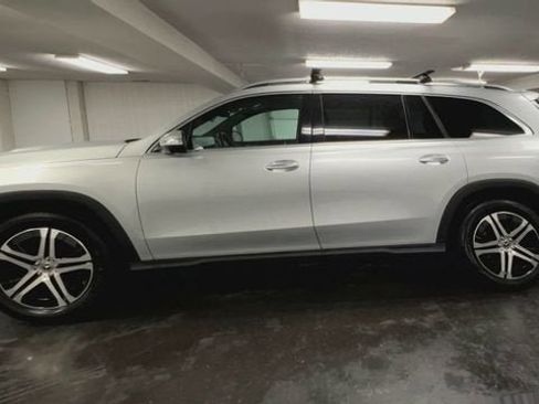 Used 2021 Mercedes-Benz GLS 450 4MATIC image 5
