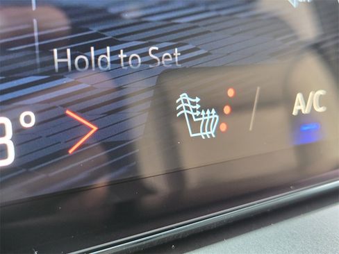 New 2026 Chevrolet Traverse LT w/ LPO, Floor Liner Package image 19