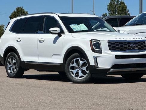 Used 2020 Kia Telluride EX FWD image 2