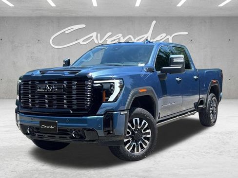 Used 2025 GMC Sierra 2500 Denali Ultimate AWD/4WD image 1