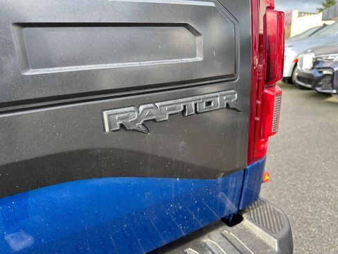 Used 2018 Ford F150 Raptor w/ Equipment Group 802A Luxury image 6