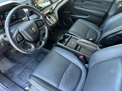 Used 2025 Honda Odyssey Elite image 11
