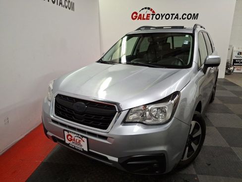 Used 2017 Subaru Forester 2.5i Limited image 2