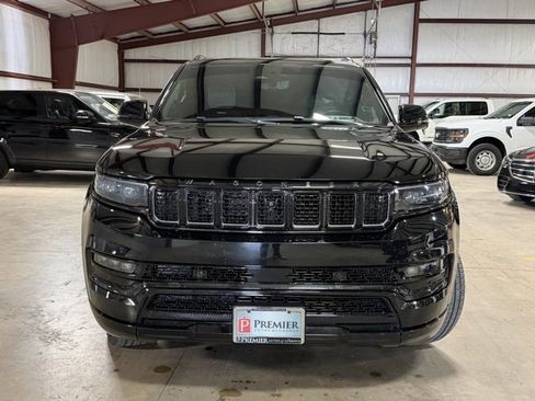 Used 2023 Jeep Grand Wagoneer Series II w/ Quick Order Packagew 28T image 2