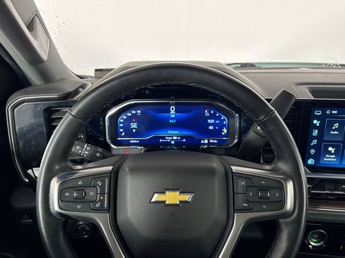 Used 2023 Chevrolet Silverado 1500 LT image 19