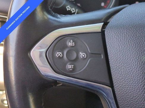 Used 2020 Chevrolet Traverse LT w/ LPO, Floor Liner Package image 24