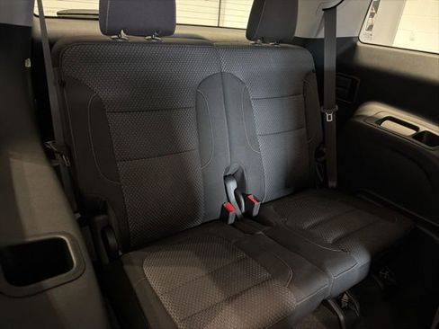 Certified 2023 GMC Acadia SLE w/ Driver Convenience Package image 11