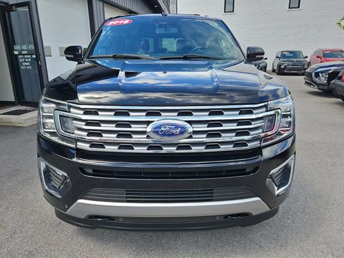 Used 2018 Ford Expedition Limited w/ Equipment Group 301A AWD/4WD image 11