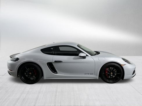 Used 2023 Porsche 718 Cayman GT4 image 9