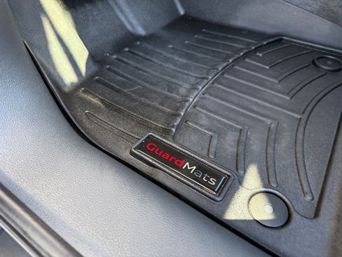 Used 2018 Audi Q5 2.0T Premium Plus w/ Premium Plus Package image 19