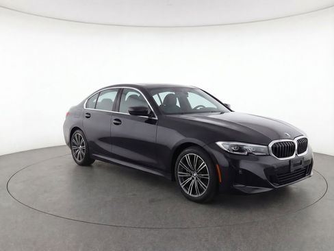 Used 2025 BMW 330i xDrive Sedan AWD/4WD image 3