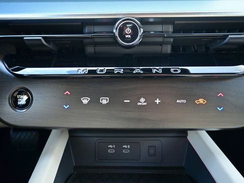 Certified 2025 Nissan Murano Platinum w/ Cargo Package image 21