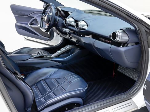 Certified 2019 Ferrari 812 Superfast image 84