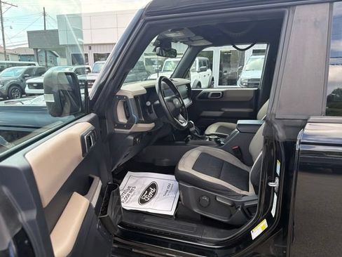 Used 2022 Ford Bronco Wildtrak AWD/4WD image 12