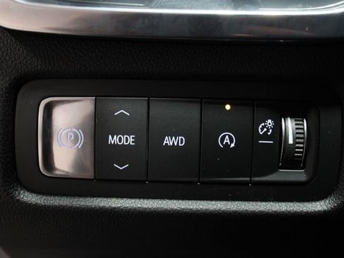 New 2026 GMC Acadia Denali w/ Super Cruise Package AWD/4WD image 39