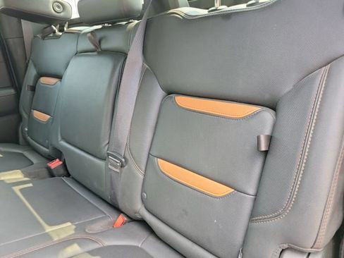 Used 2021 GMC Sierra 1500 AT4 w/ AT4 Premium Package AWD/4WD image 19