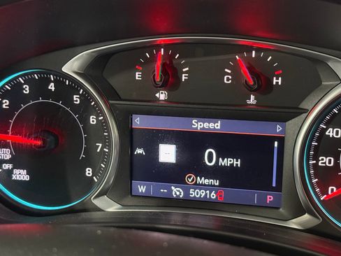 Used 2020 Chevrolet Equinox Premier image 17