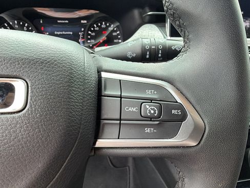 Used 2024 Jeep Compass Latitude AWD/4WD image 27
