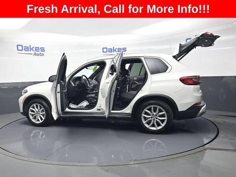 Used 2020 BMW X5 xDrive40i w/ Premium Package AWD/4WD image 56