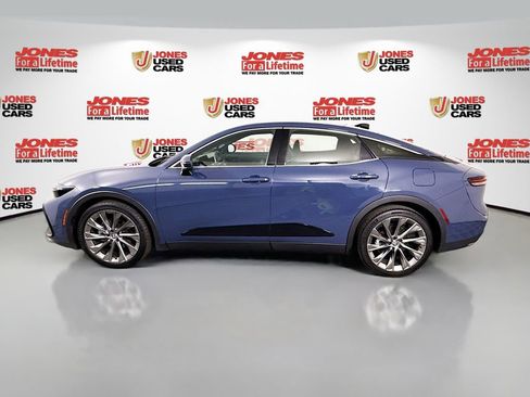 Used 2025 Toyota Crown w/ Advanced Technology Package AWD/4WD image 12