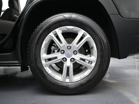 Certified 2023 GMC Terrain SLE w/ Driver Convenience Package AWD/4WD image 14