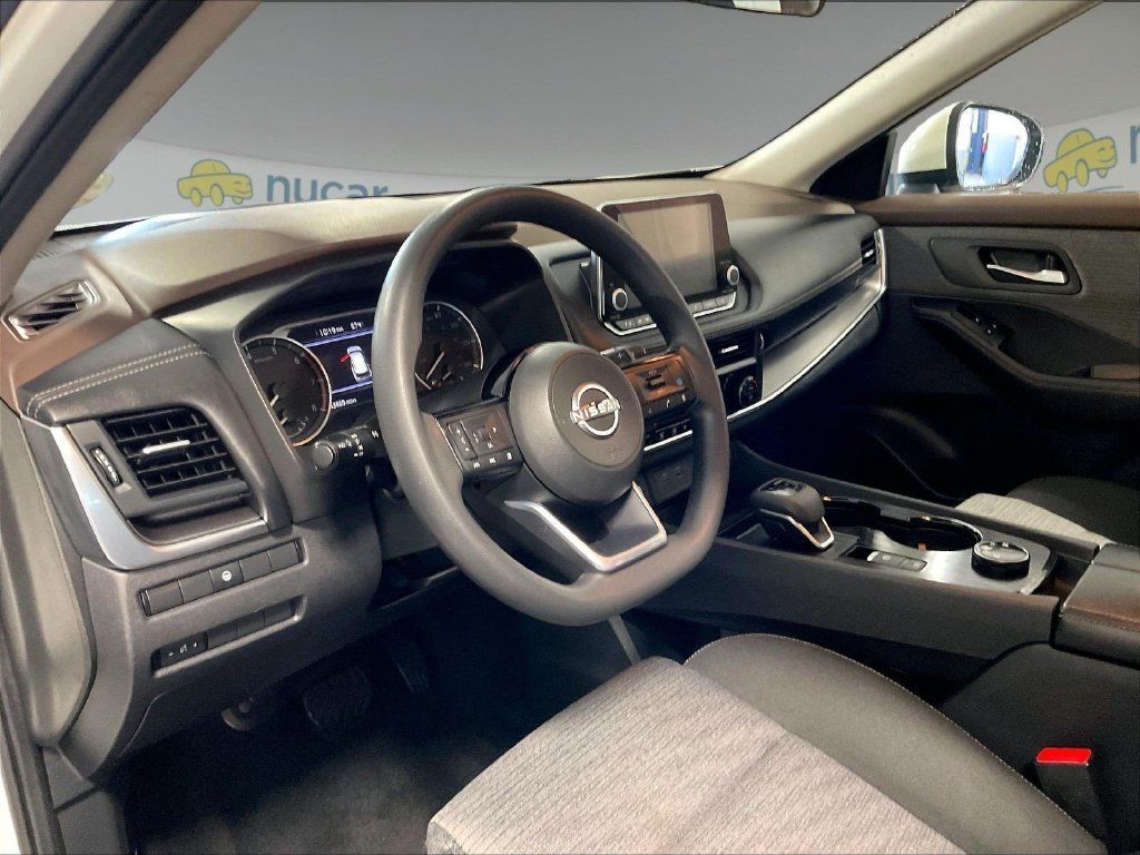 Certified 2023 Nissan Rogue SV AWD/4WD image 8
