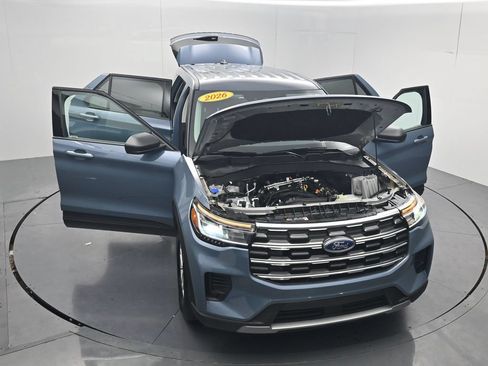 Used 2026 Ford Explorer Active AWD/4WD image 49