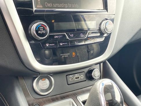 Used 2024 Nissan Murano Platinum AWD/4WD image 13