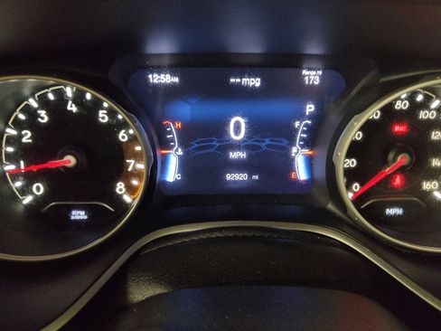 Used 2021 Jeep Compass Limited FWD image 23