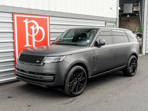 Used 2025 Land Rover Range Rover Long Wheelbase Autobiography AWD/4WD image 38