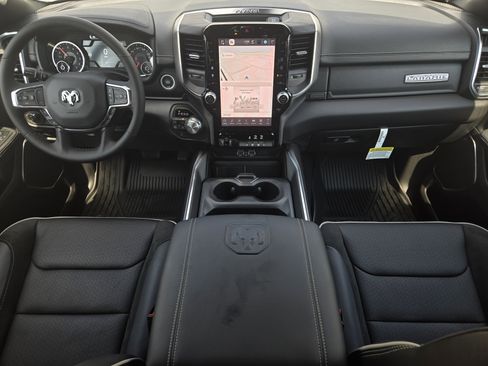 New 2026 RAM 1500 Laramie AWD/4WD image 21