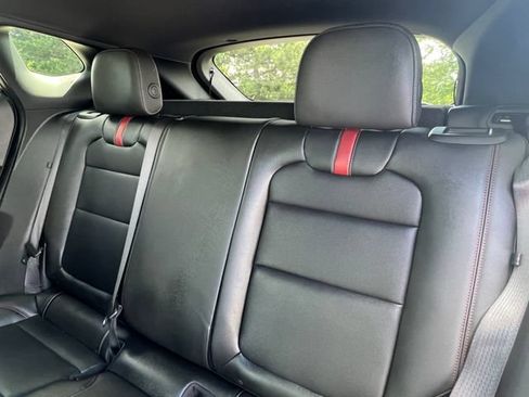 Used 2024 Chevrolet Trax RS FWD image 35