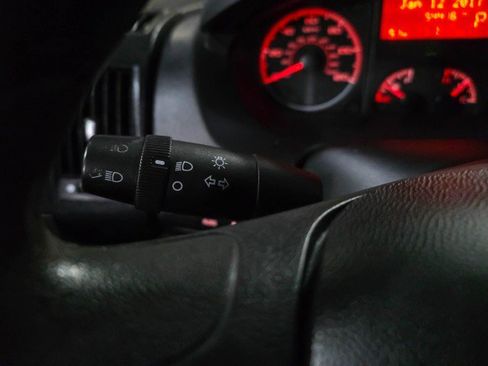 Used 2019 RAM ProMaster 3500 w/ Premium Appearance Group image 20