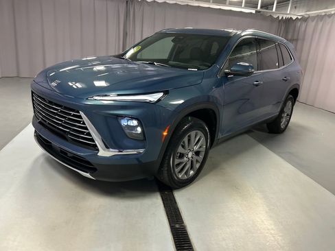 New 2026 Buick Enclave Preferred w/ Power Package image 3