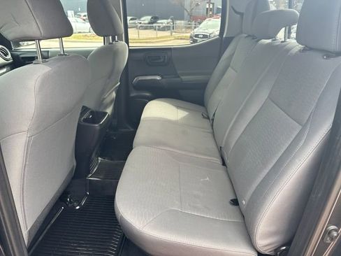 Used 2017 Toyota Tacoma SR5 w/ Tow Package image 21