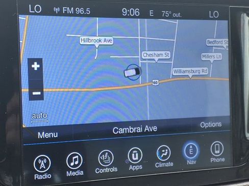 Used 2017 Chrysler Pacifica Touring-L Plus w/ Advanced Safetytec Group FWD image 8