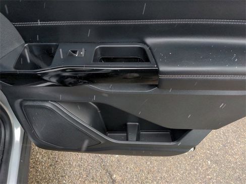 Certified 2022 Ford Explorer ST w/ Equipment Group 401A image 18