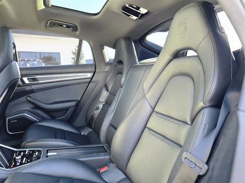 Used 2023 Porsche Panamera Platinum Edition image 12