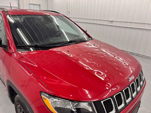 Used 2018 Jeep Compass Sport w/ Cold Weather Group FWD image 24