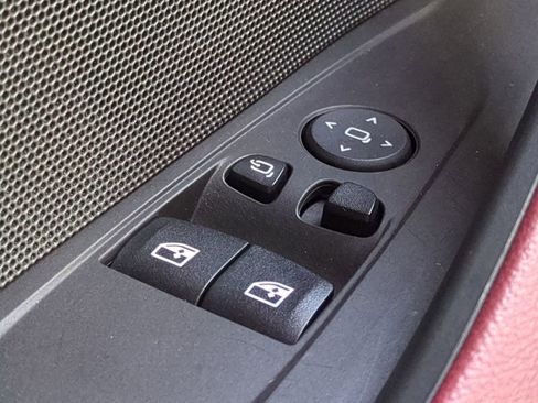 Used 2025 BMW M440i Coupe w/ Premium Package image 24