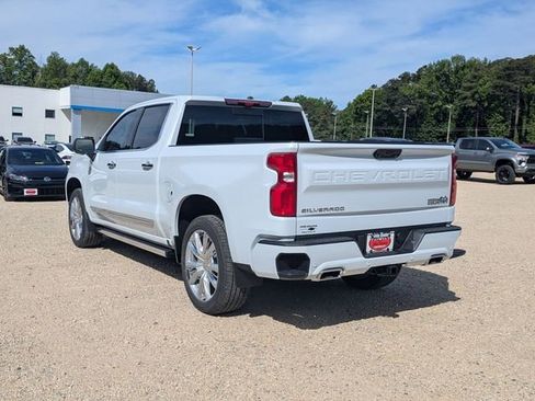New 2026 Chevrolet Silverado 1500 High Country AWD/4WD image 4