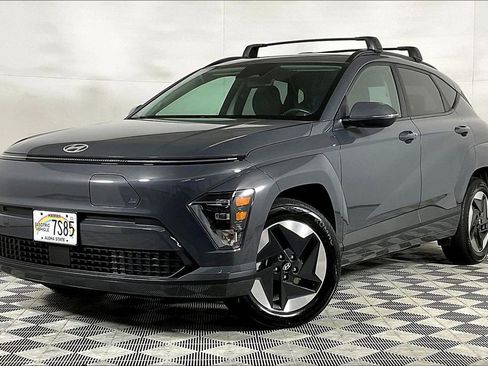 Used 2024 Hyundai Kona SEL image 1